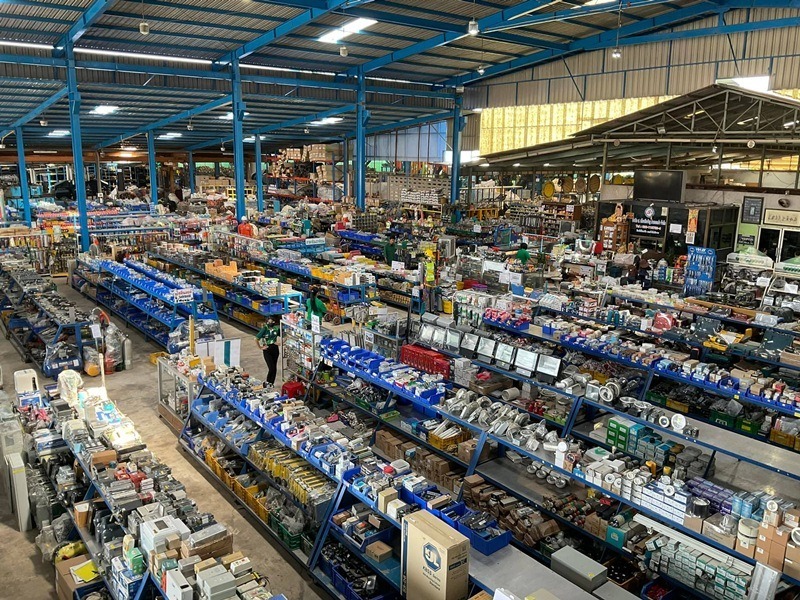 ค้าของเก่า บ่อวิน